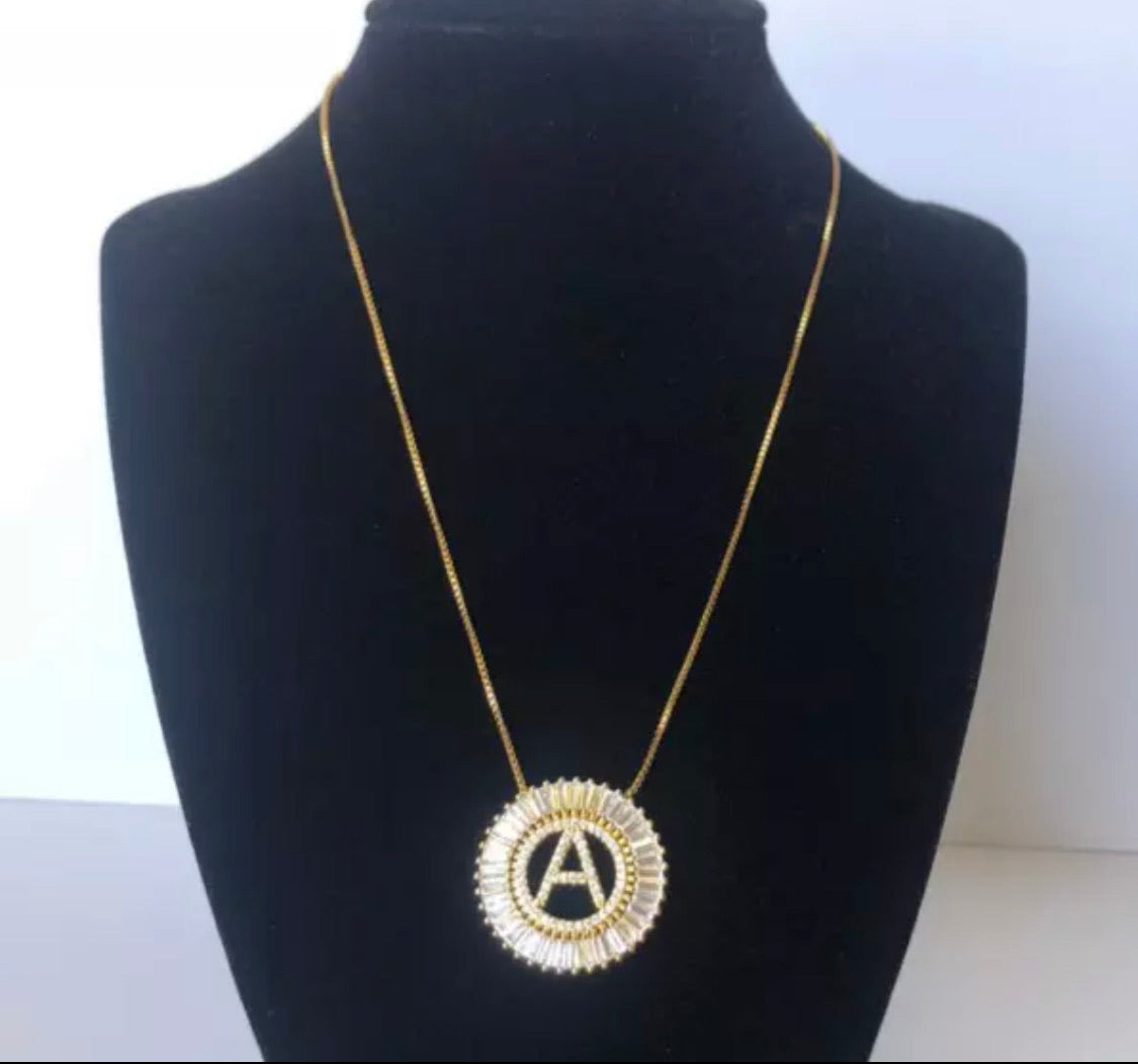PLüsch Jewelry Pendent initial Necklace